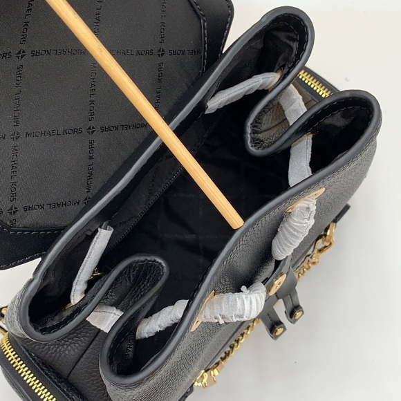 MICHAEL KORS
Jet Set Medium CHAIN Pebbled Leather Backpack BLACK COLOR - Picture 12 of 16